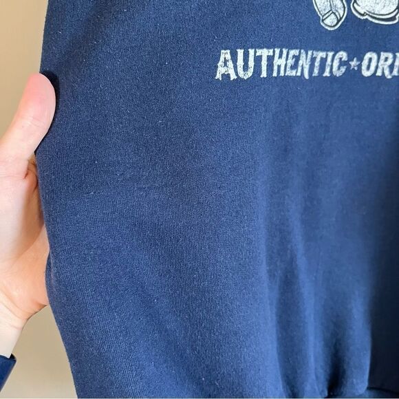 ✨ Disney Disneyland Blue Mickey Mouse Crewneck Sweatshirt Large - Picture 6 of 9